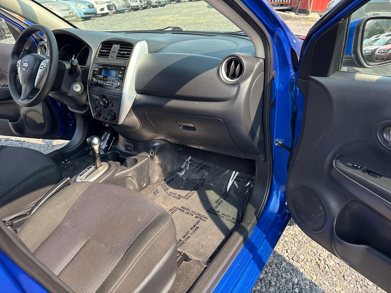 Nissan Versa 1.6 S 5M 2017