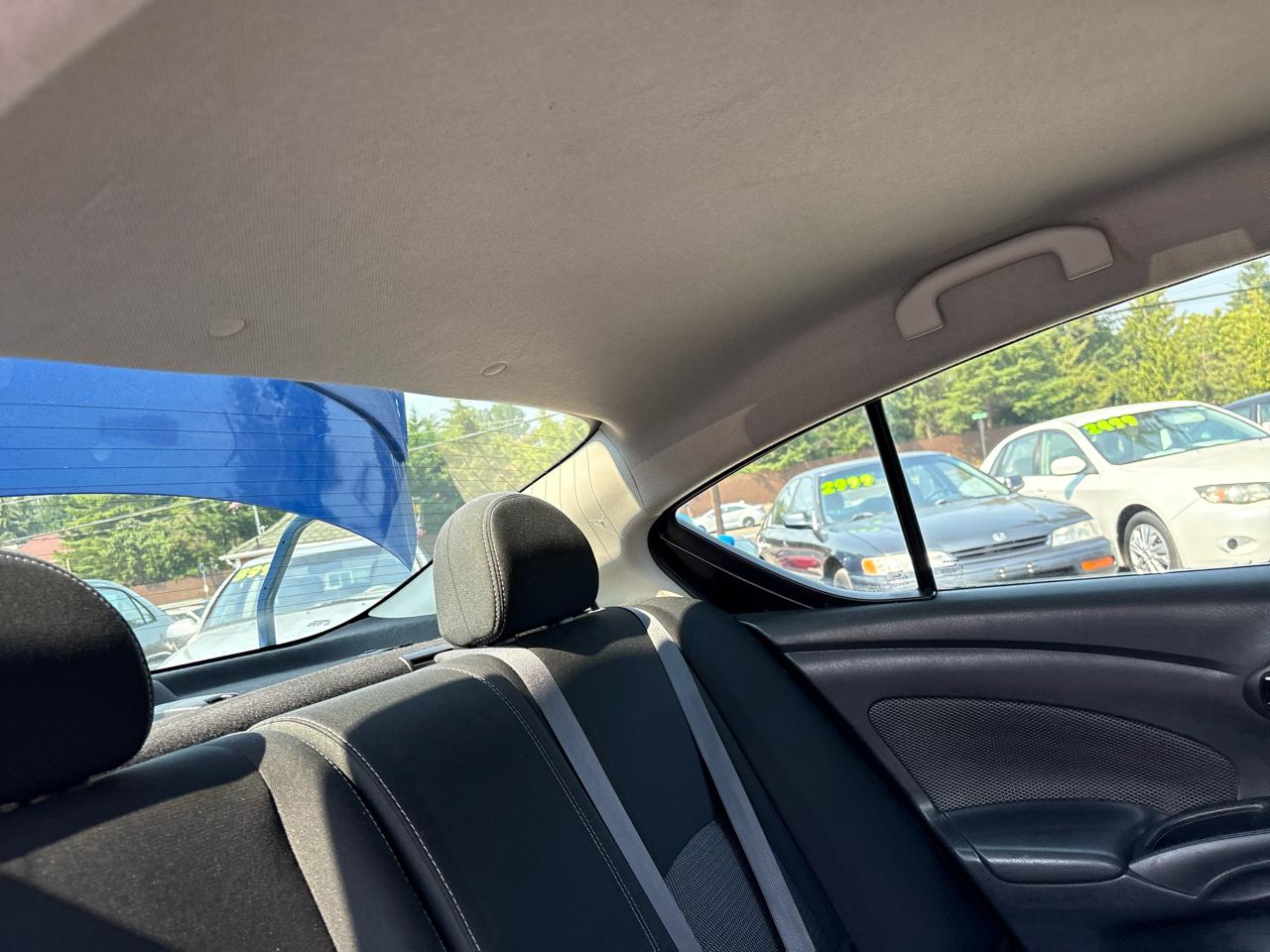 Nissan Versa 1.6 S 5M 2017