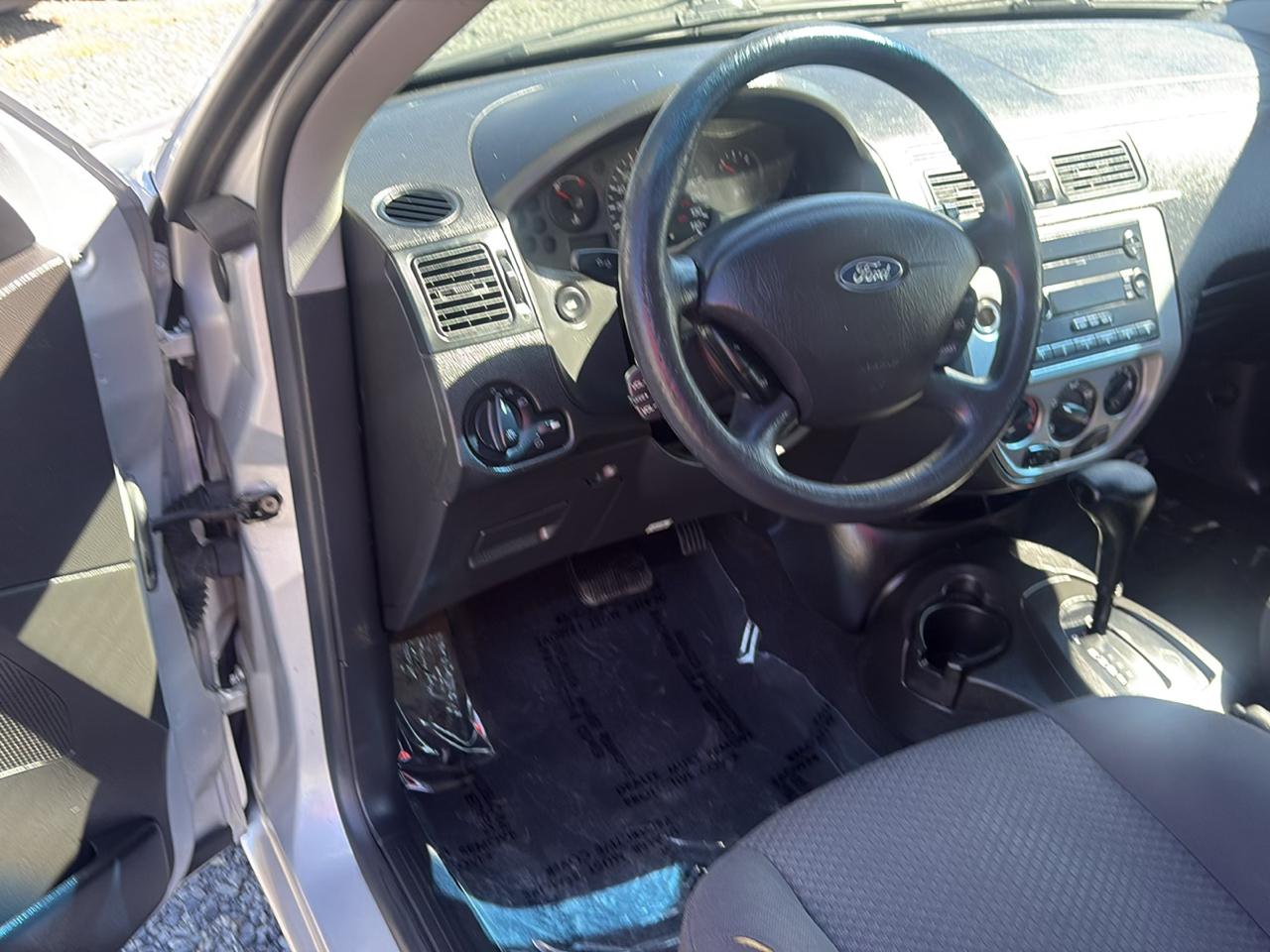 Ford Focus ZX5 S 2005