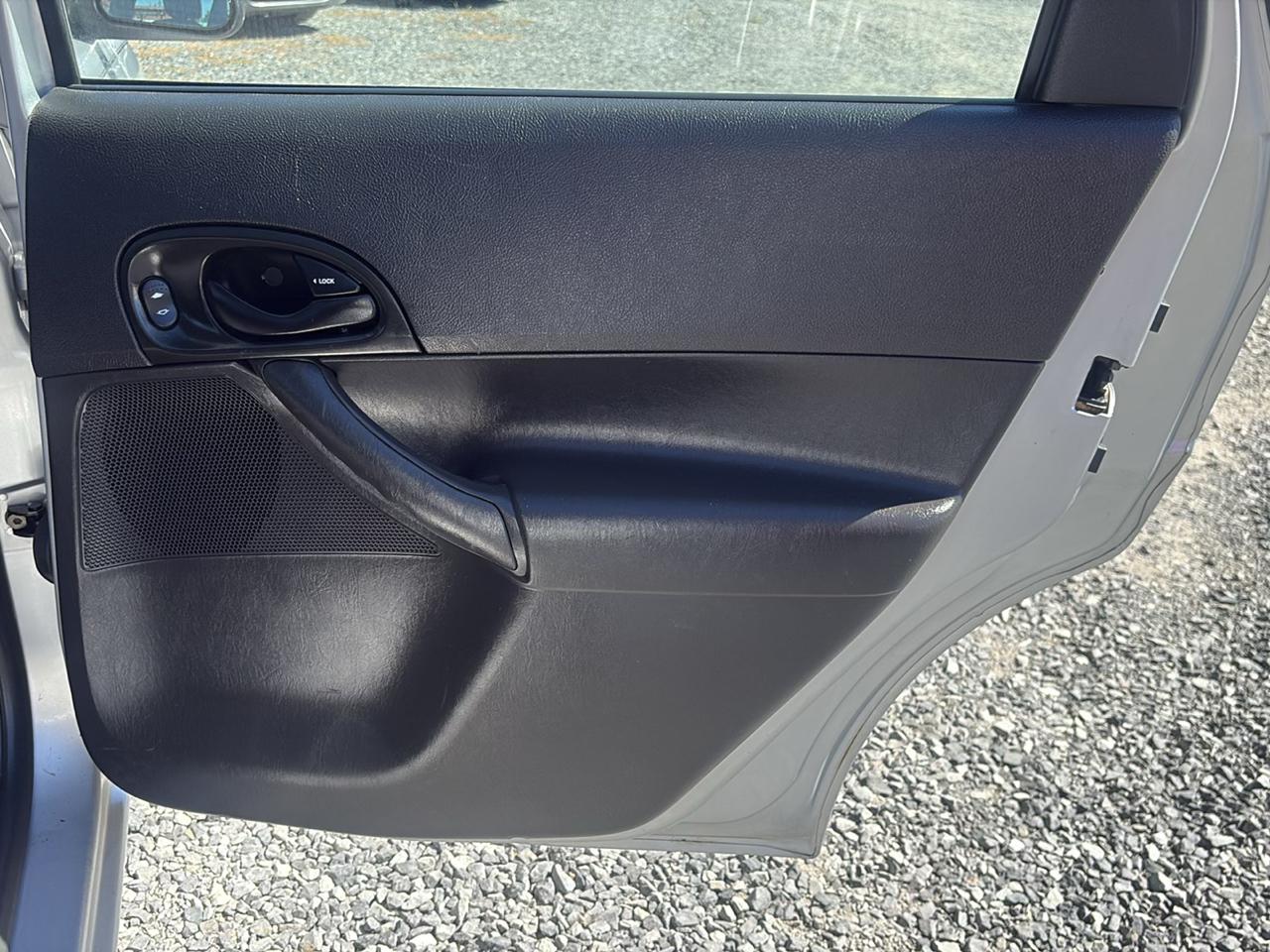 Ford Focus ZX5 S 2005