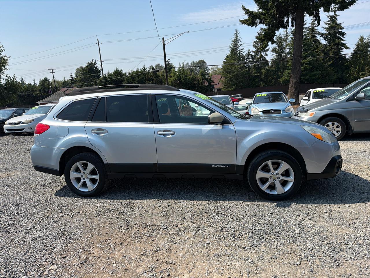 Subaru Outback 2.5i Premium 2013
