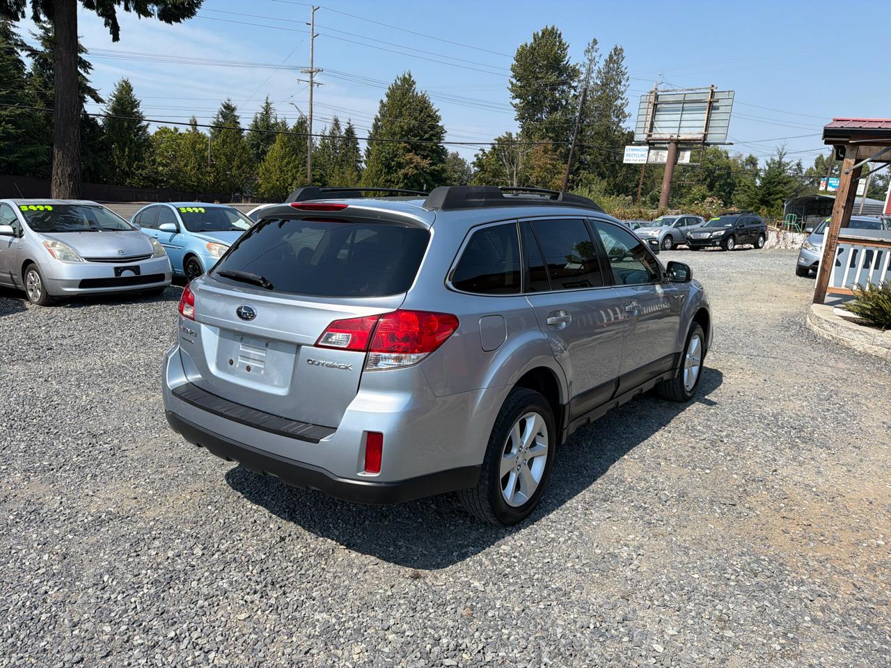 Subaru Outback 2.5i Premium 2013