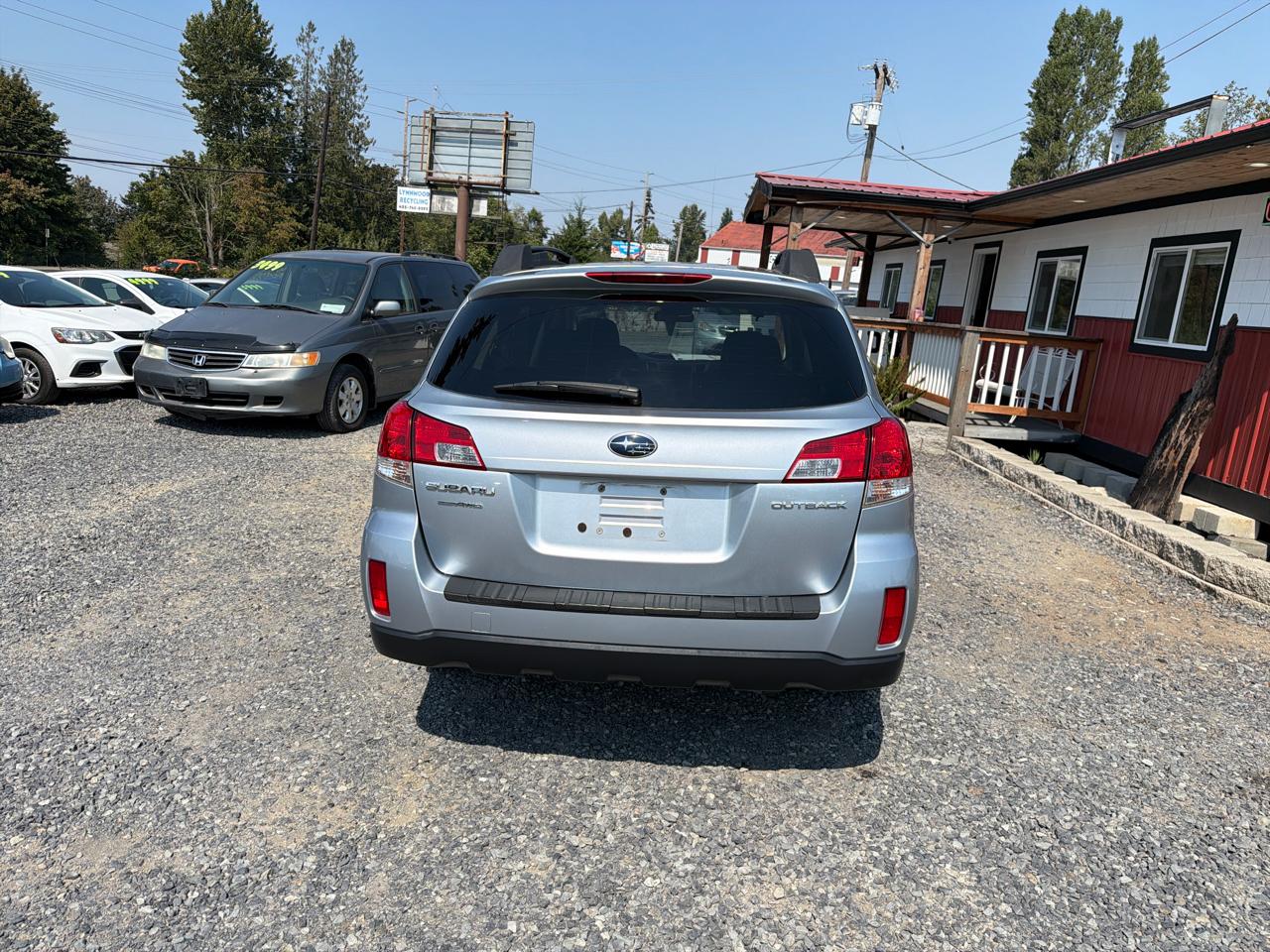 Subaru Outback 2.5i Premium 2013