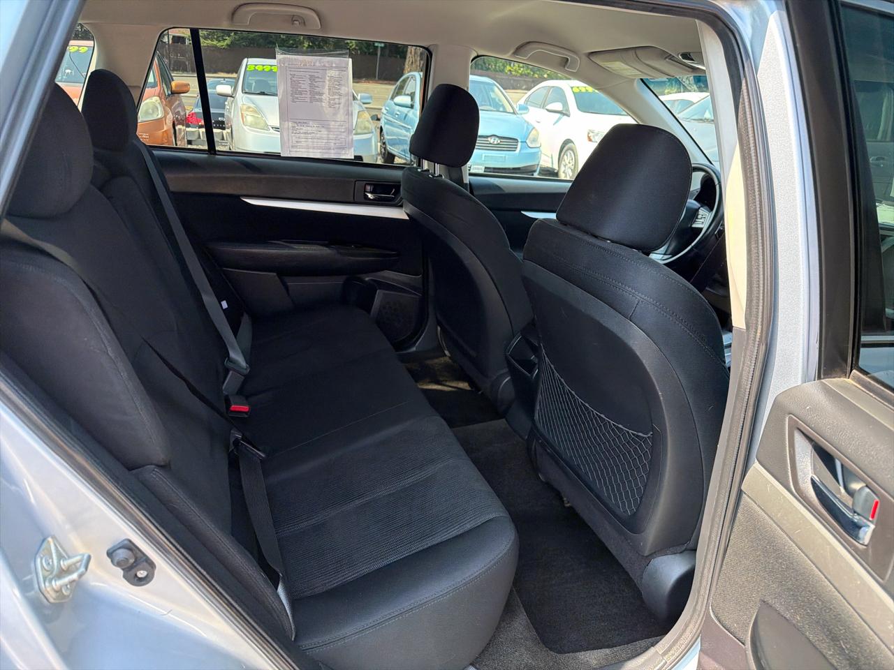 Subaru Outback 2.5i Premium 2013