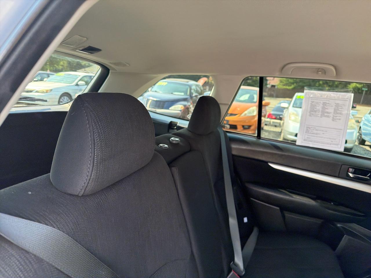 Subaru Outback 2.5i Premium 2013
