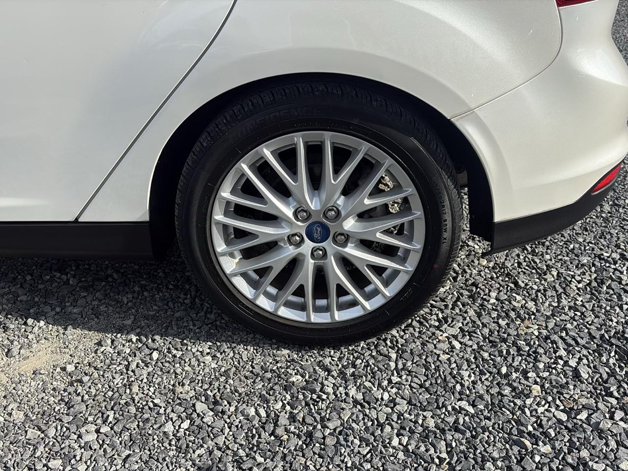 Ford Focus SEL 2012