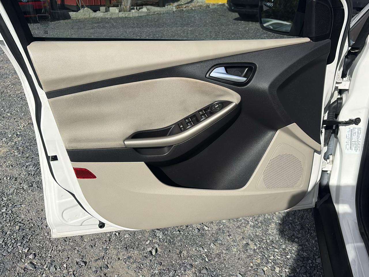 Ford Focus SEL 2012