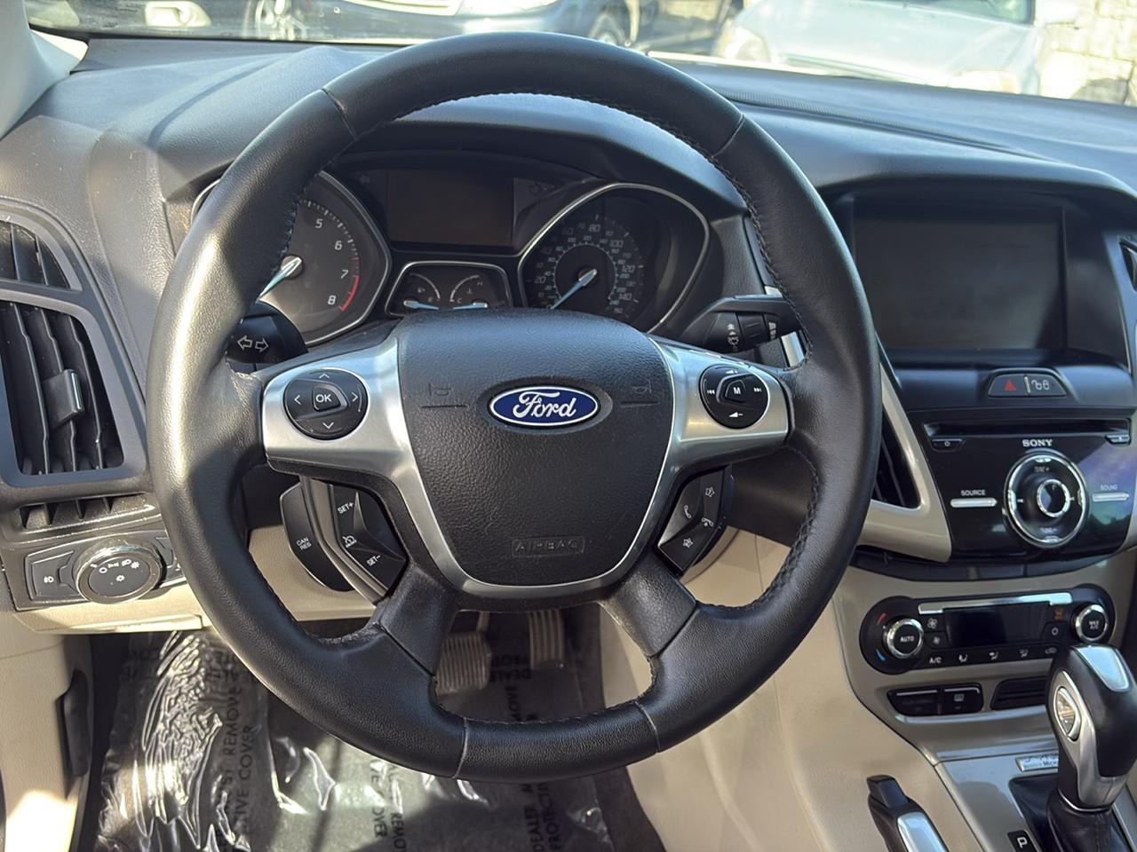 Ford Focus SEL 2012