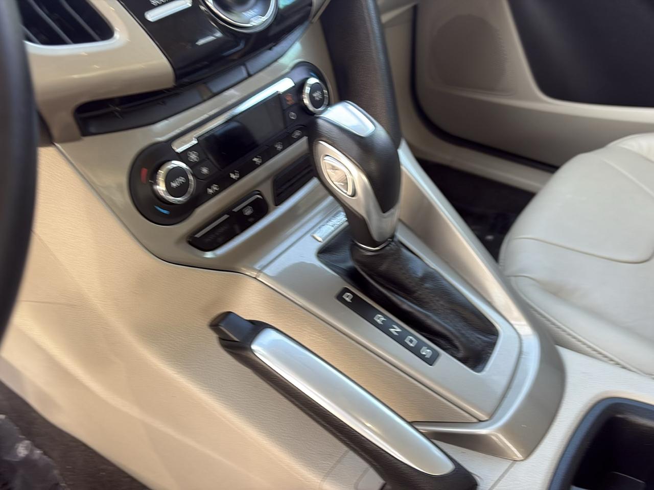 Ford Focus SEL 2012