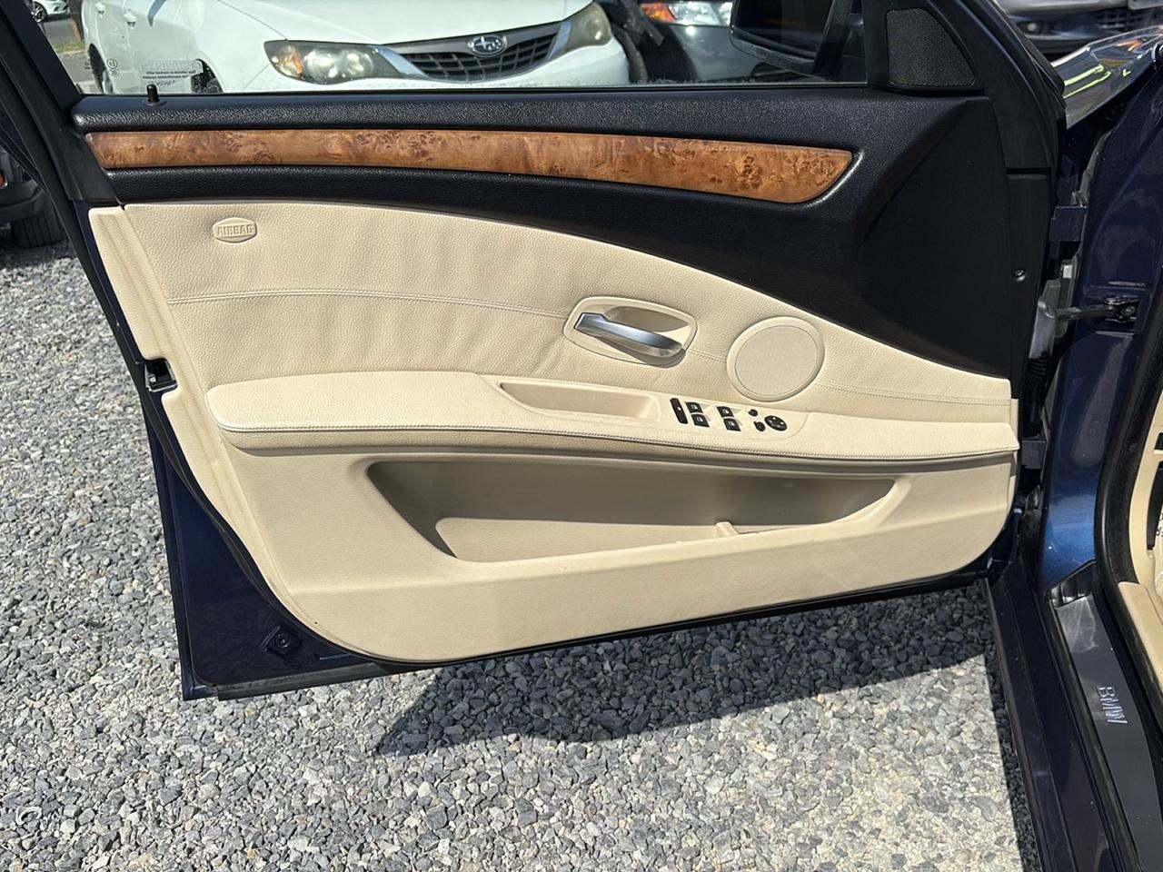 BMW 5-Series Sport Wagon 535xi 2008