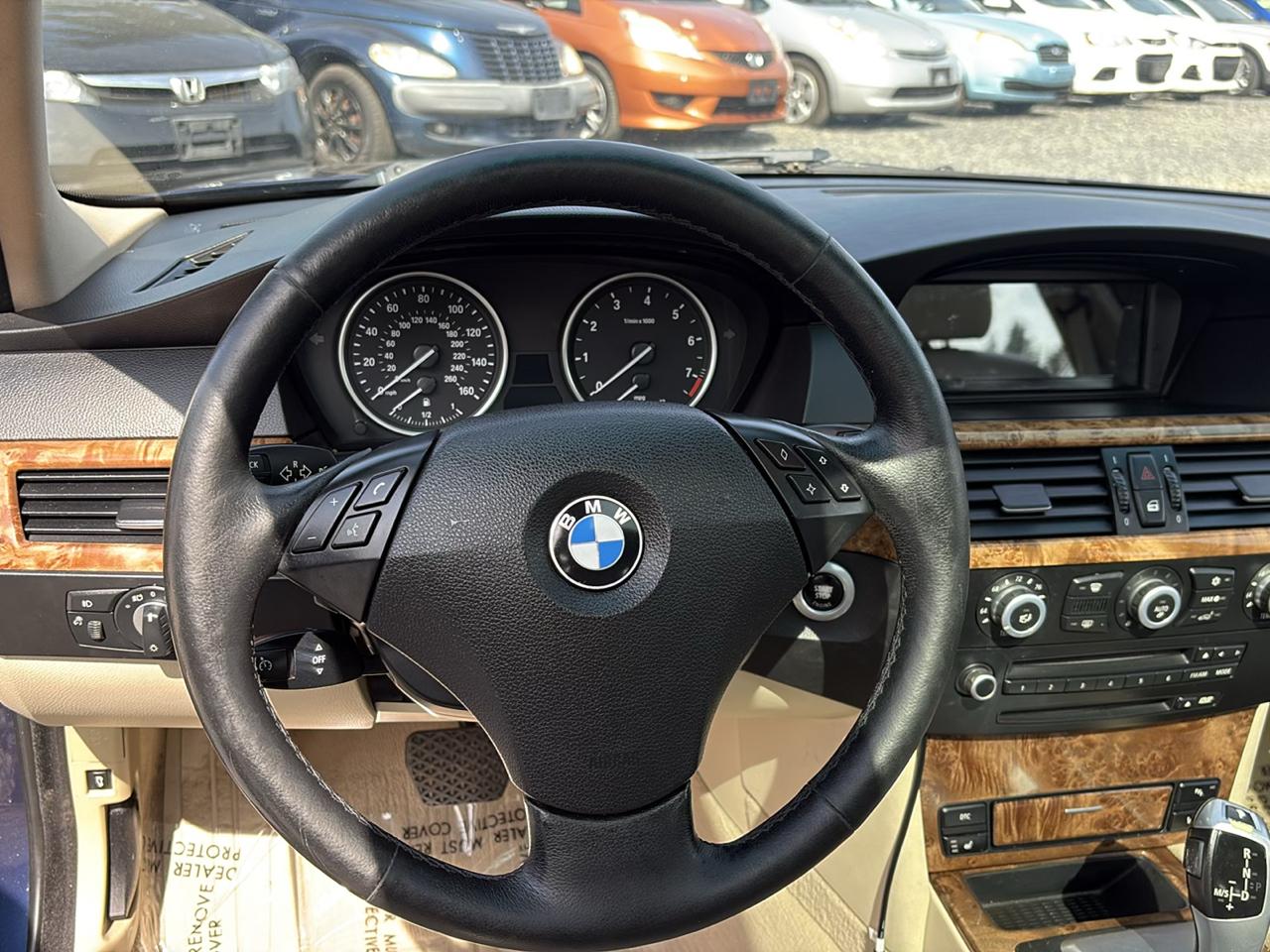 BMW 5-Series Sport Wagon 535xi 2008