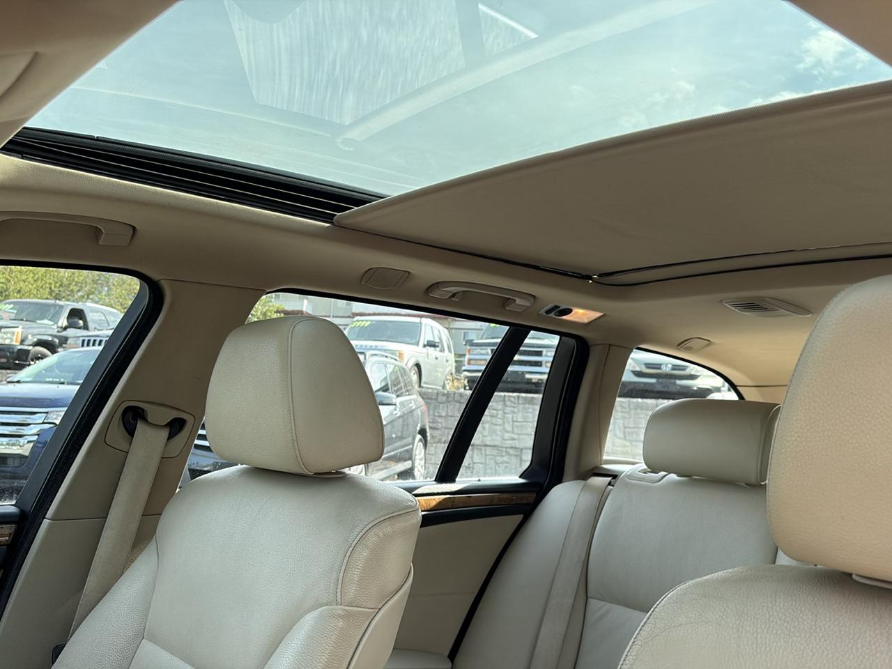 BMW 5-Series Sport Wagon 535xi 2008