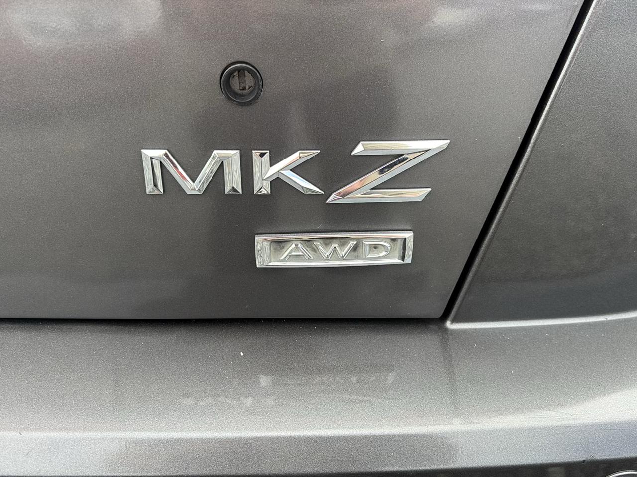 Lincoln MKZ AWD 2011
