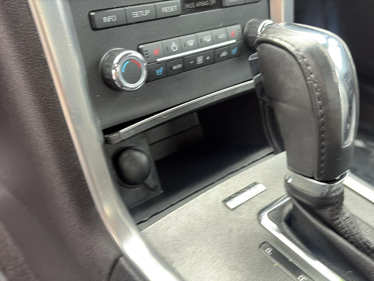 Lincoln MKZ AWD 2011