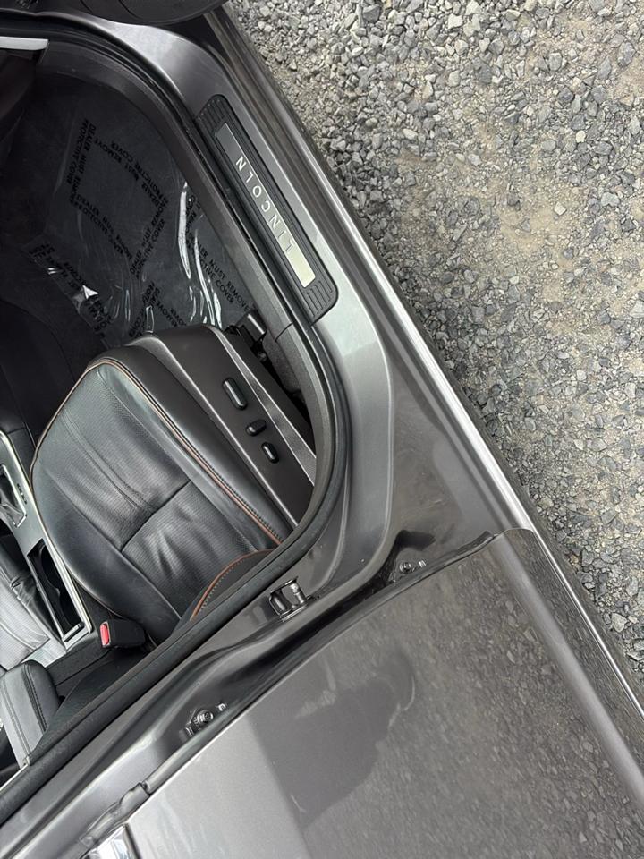 Lincoln MKZ AWD 2011