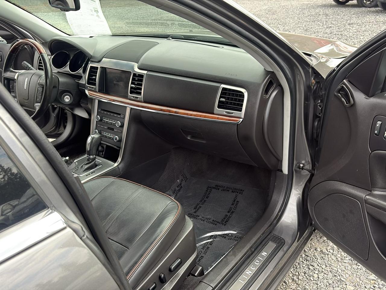 Lincoln MKZ AWD 2011