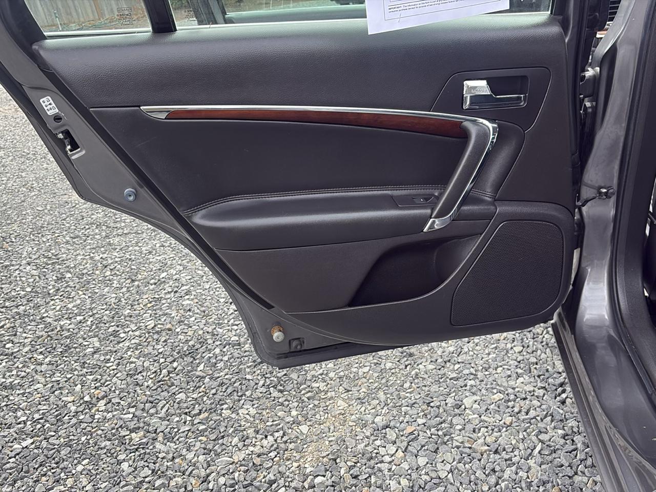 Lincoln MKZ AWD 2011
