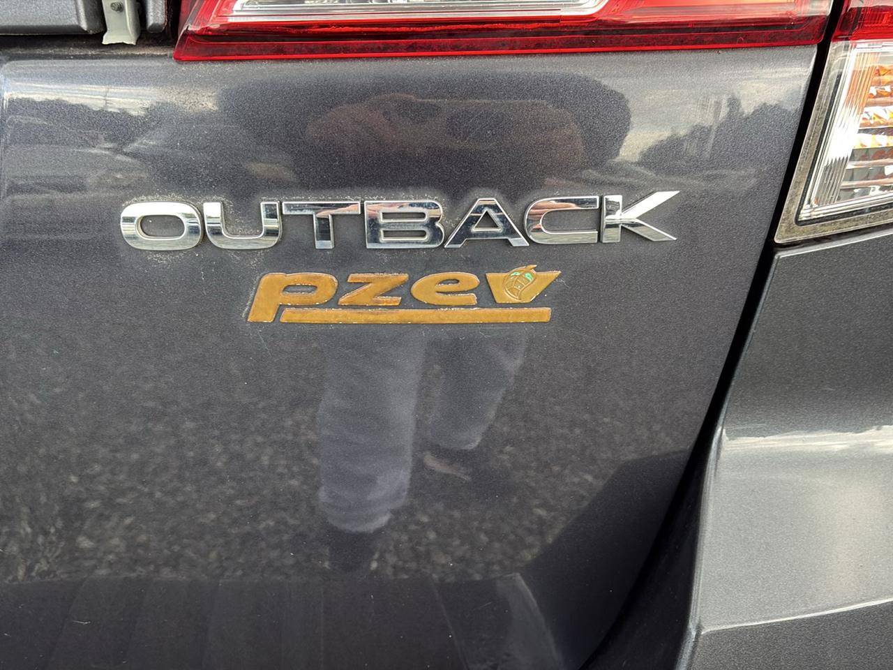 Subaru Outback 2.5i Premium 2010