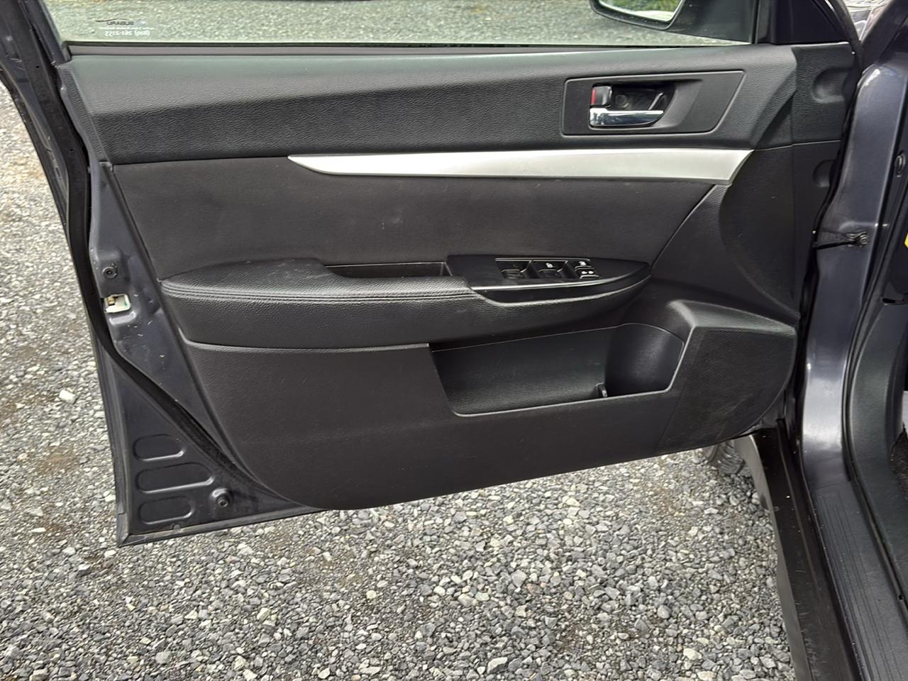 Subaru Outback 2.5i Premium 2010