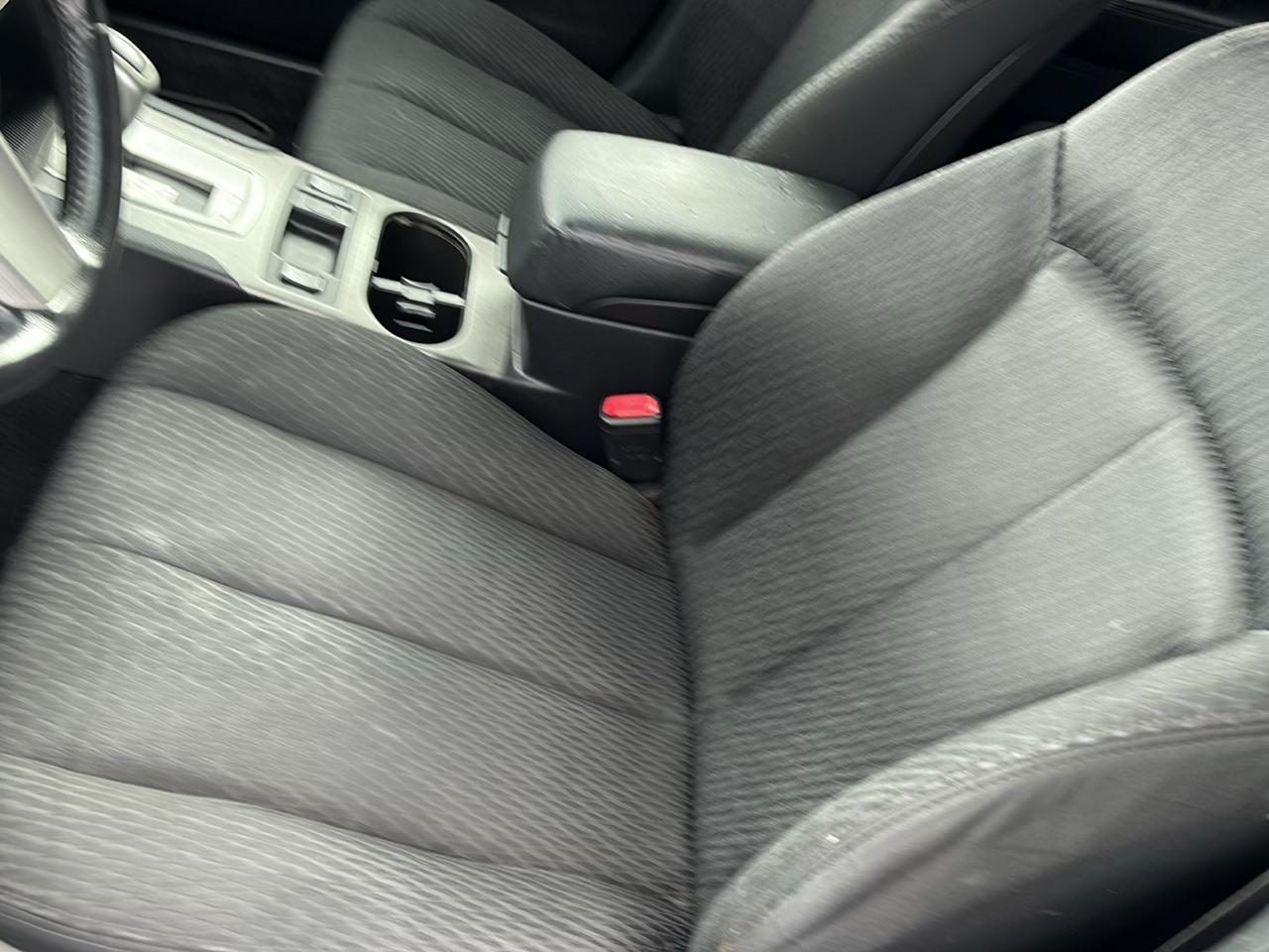 Subaru Outback 2.5i Premium 2010