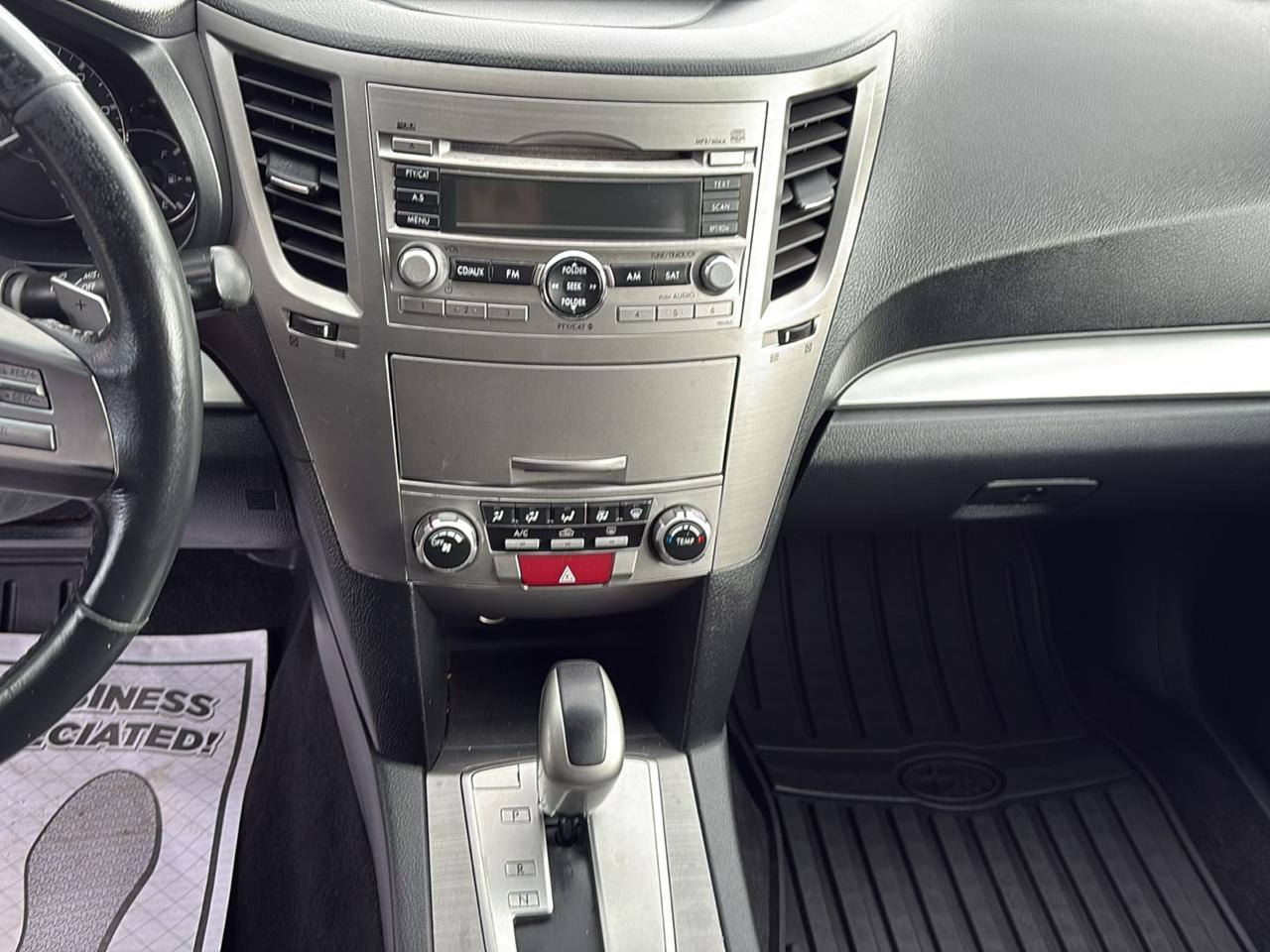 Subaru Outback 2.5i Premium 2010