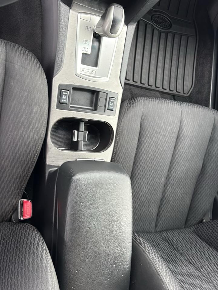 Subaru Outback 2.5i Premium 2010