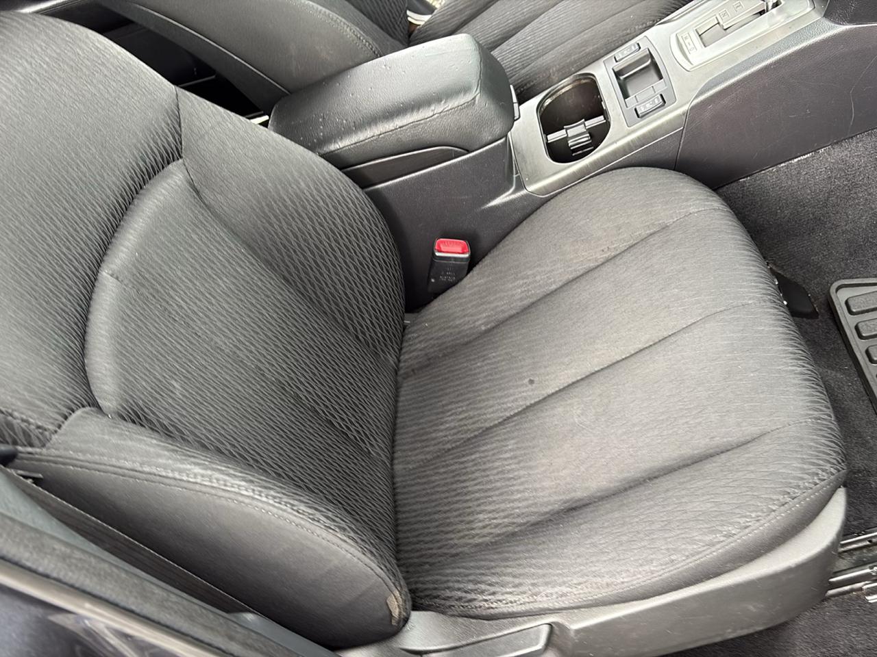 Subaru Outback 2.5i Premium 2010