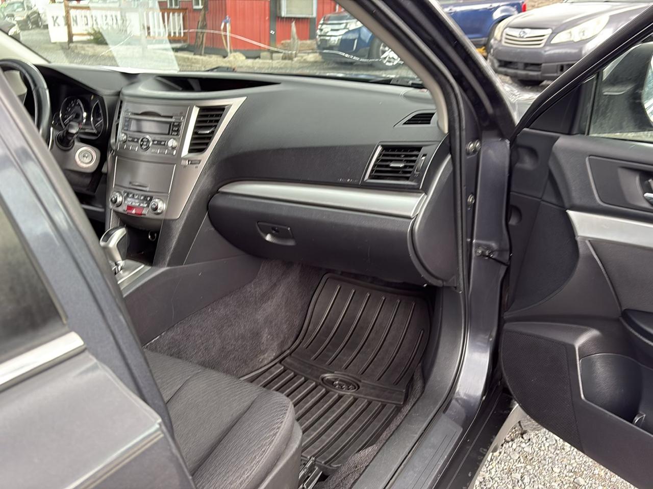 Subaru Outback 2.5i Premium 2010