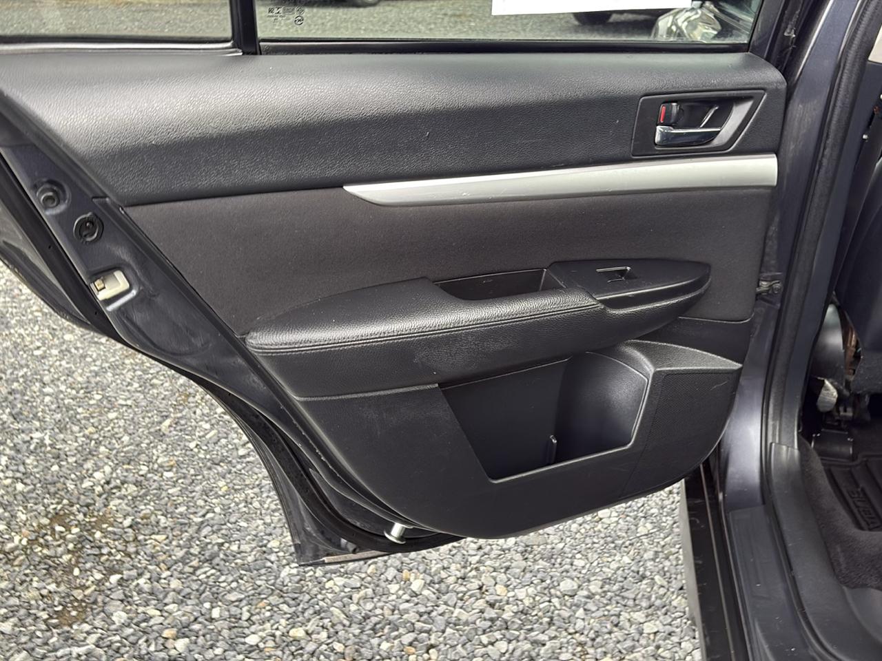 Subaru Outback 2.5i Premium 2010