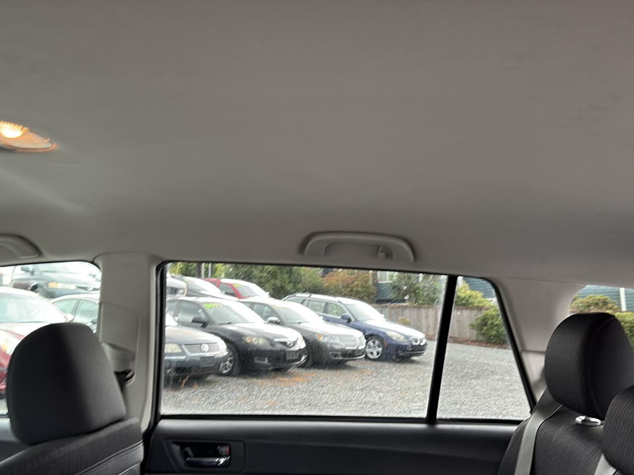 Subaru Outback 2.5i Premium 2010