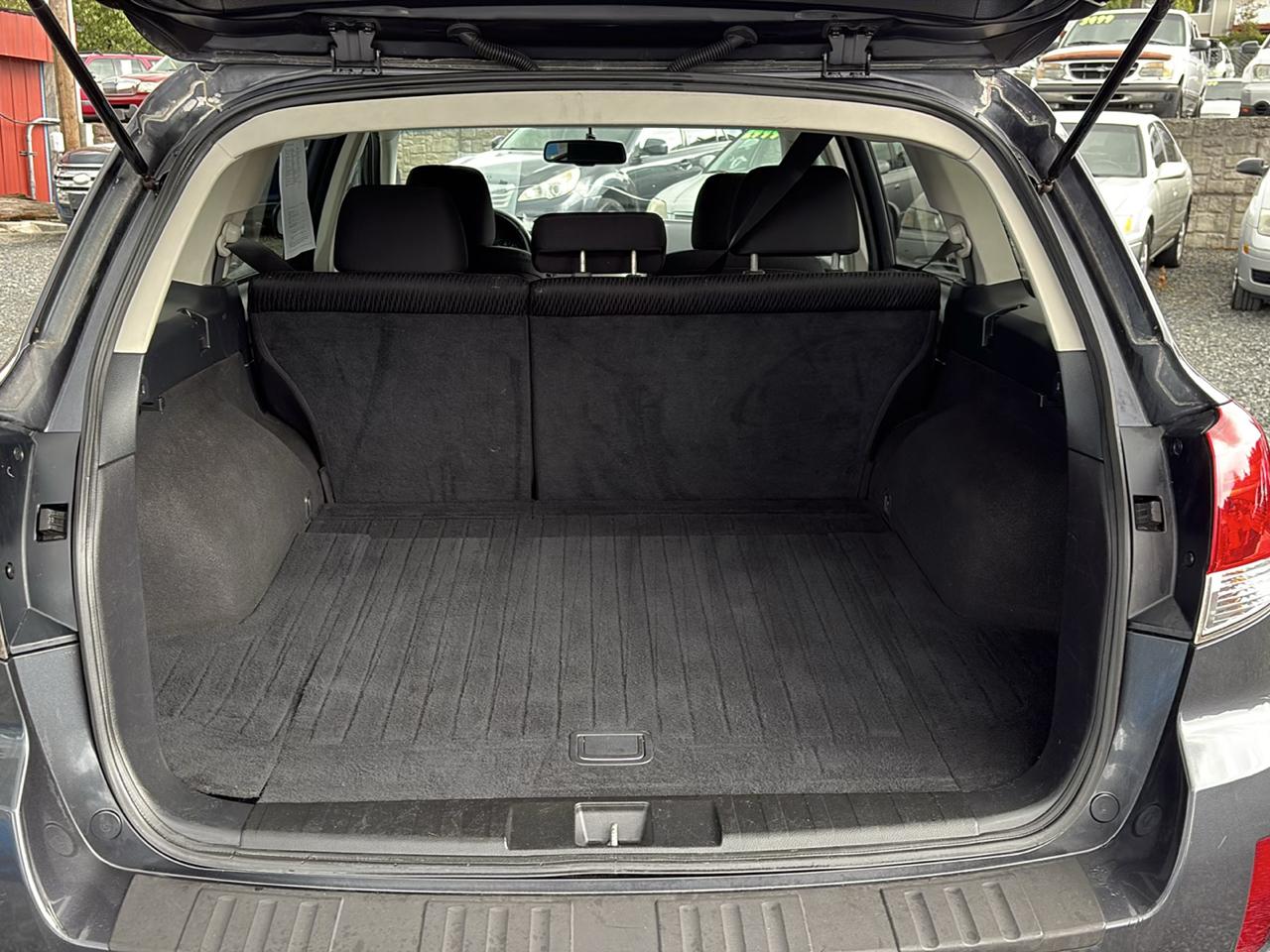 Subaru Outback 2.5i Premium 2010