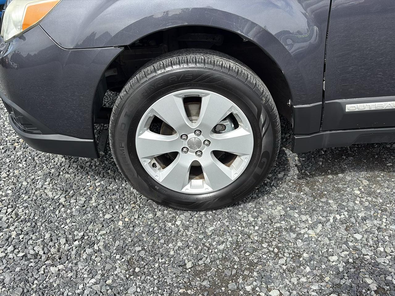 Subaru Outback 2.5i Premium 2012