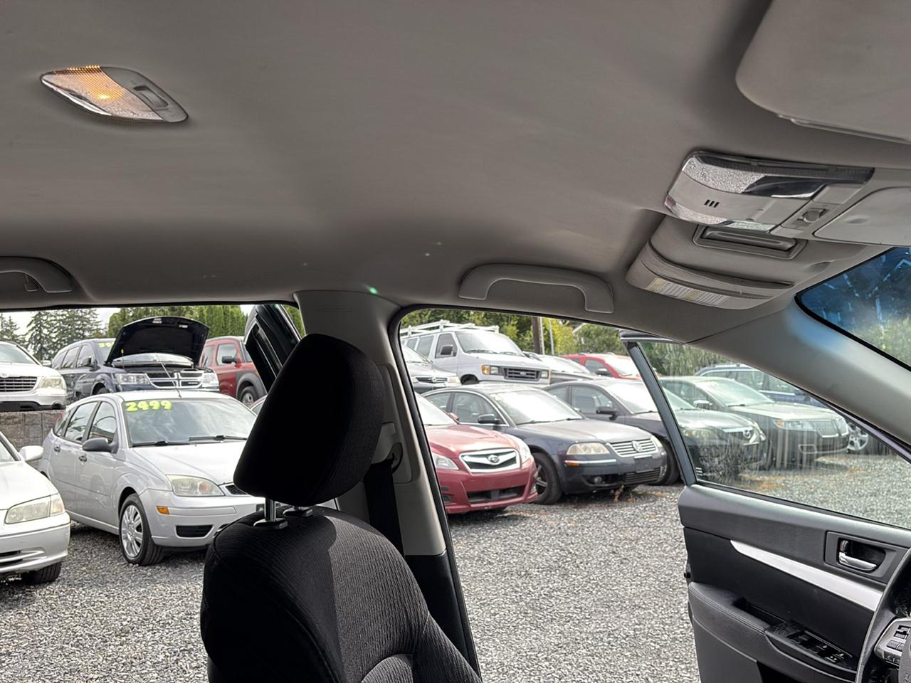 Subaru Outback 2.5i Premium 2012