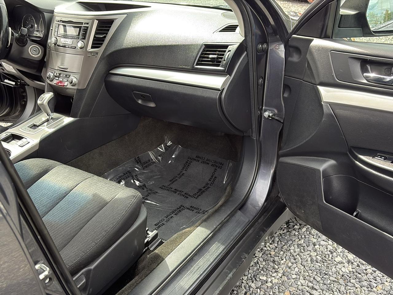 Subaru Outback 2.5i Premium 2012