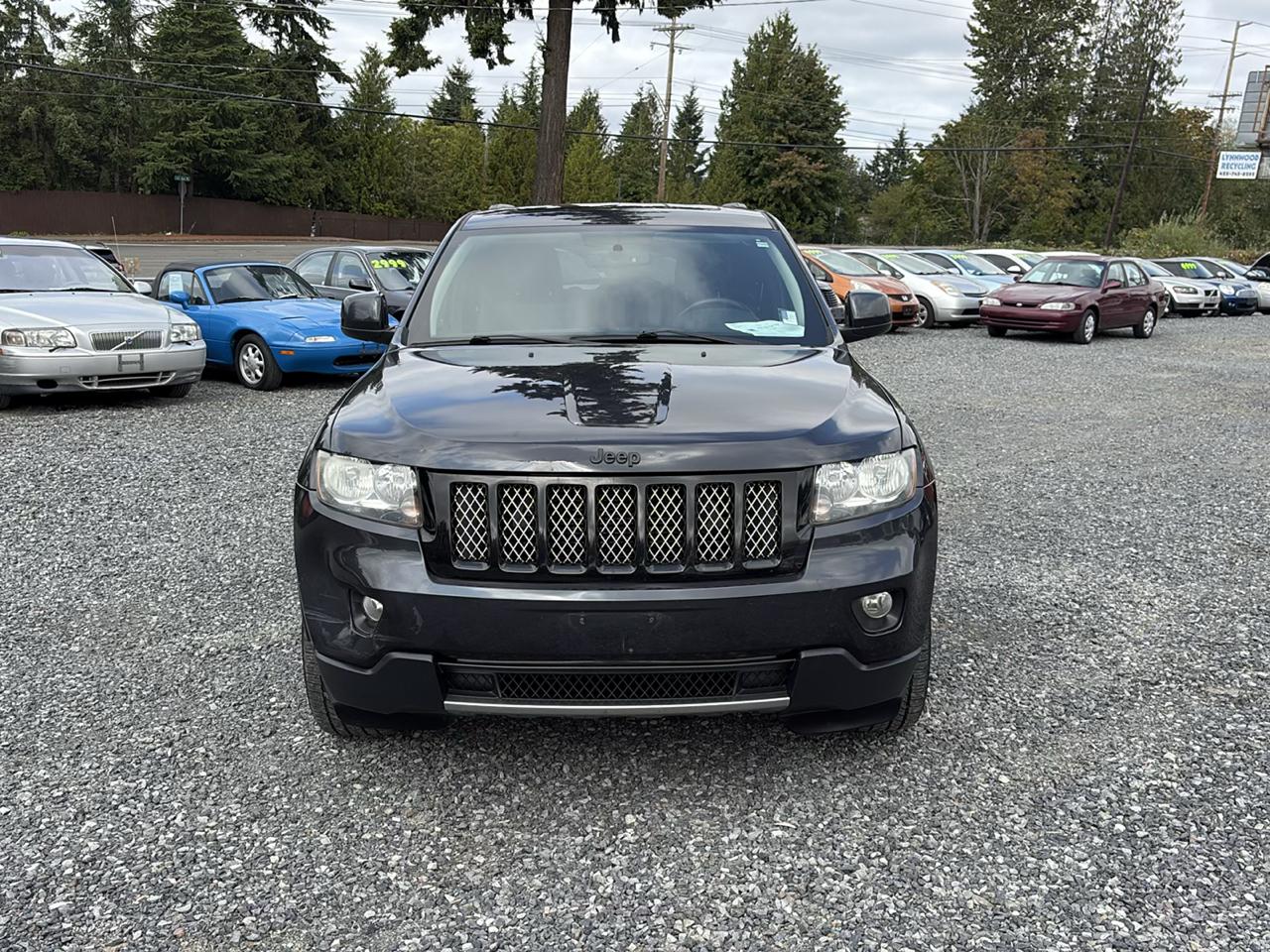 Jeep Grand Cherokee Laredo 4WD 2012