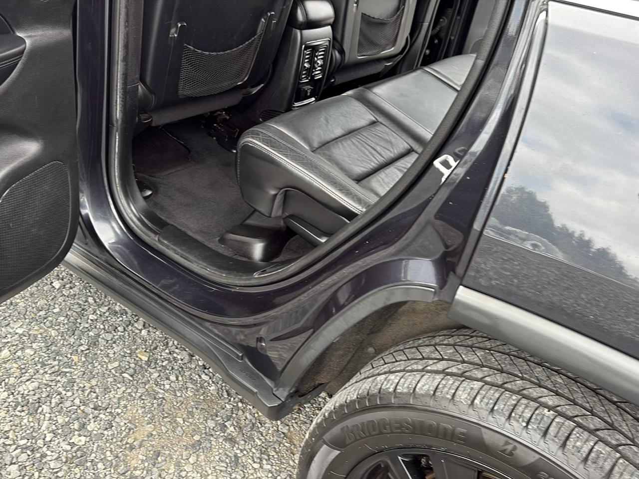 Jeep Grand Cherokee Laredo 4WD 2012