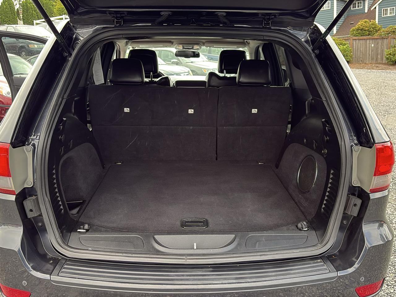 Jeep Grand Cherokee Laredo 4WD 2012