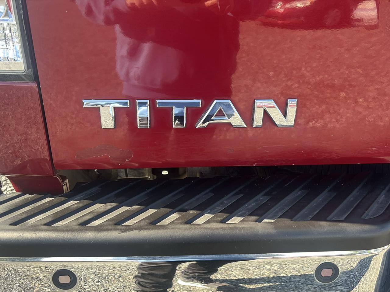 Nissan Titan LE Crew Cab 4WD 2007