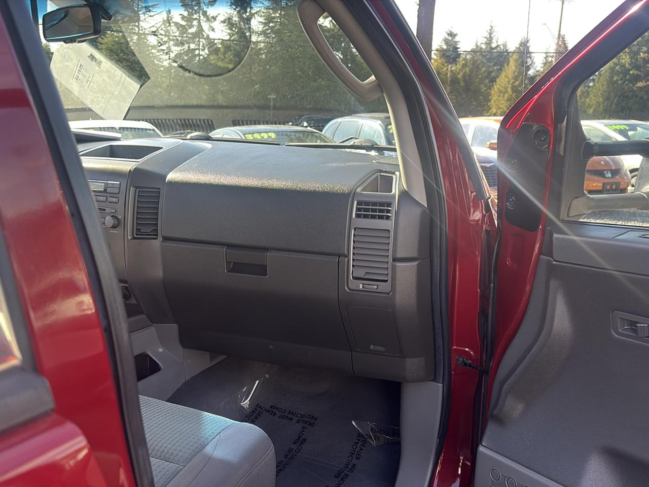 Nissan Titan LE Crew Cab 4WD 2007