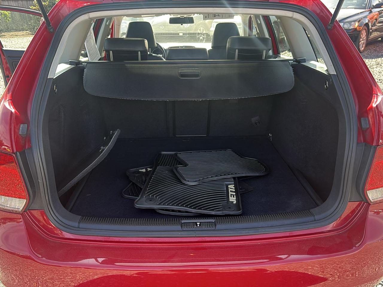 Volkswagen Jetta SportWagen TDI 2010