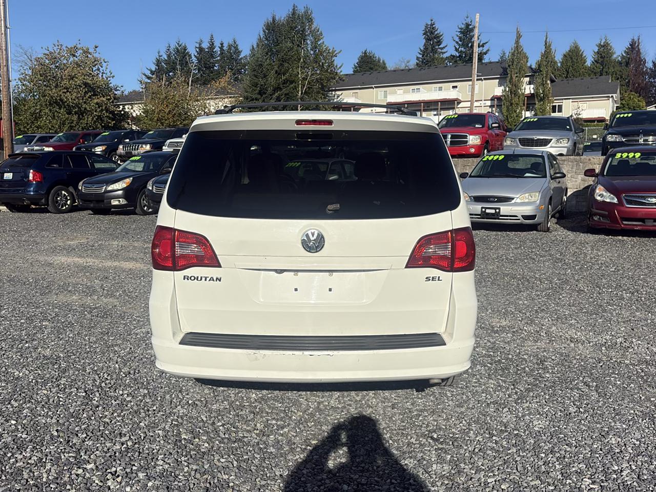 Volkswagen Routan SEL Premium 2009