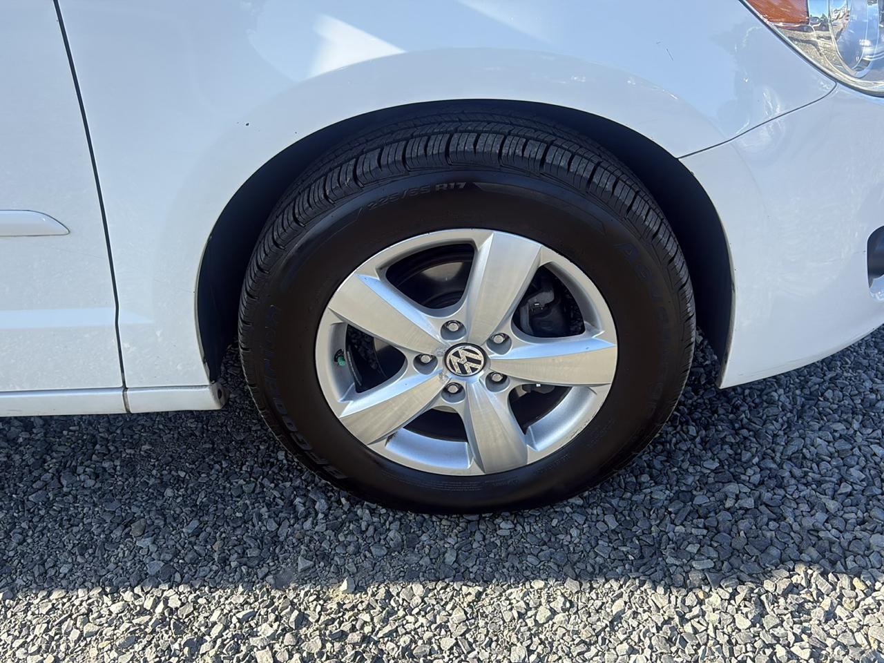 Volkswagen Routan SEL Premium 2009
