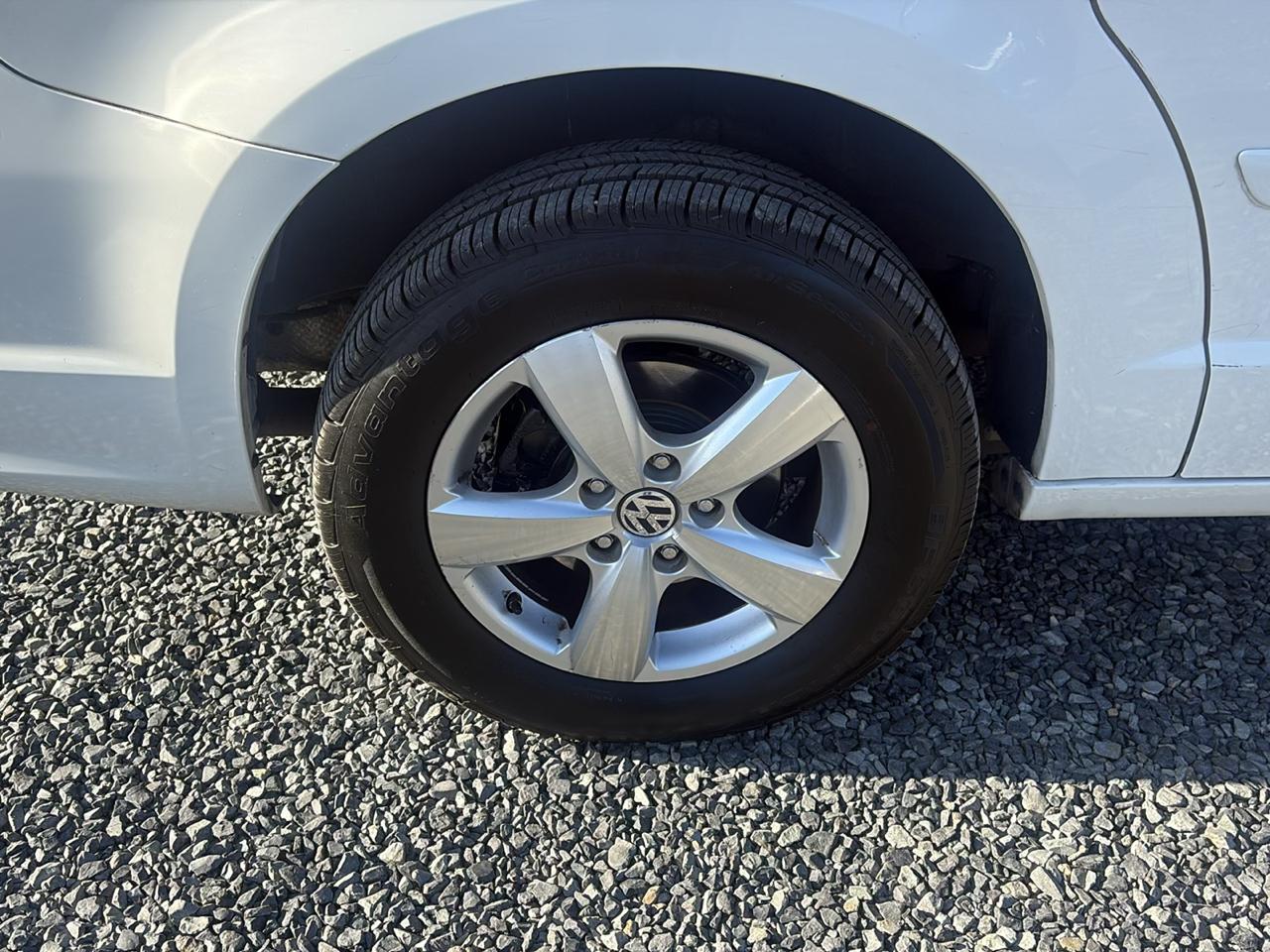 Volkswagen Routan SEL Premium 2009