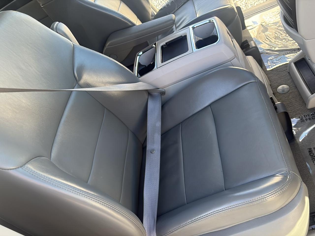 Volkswagen Routan SEL Premium 2009