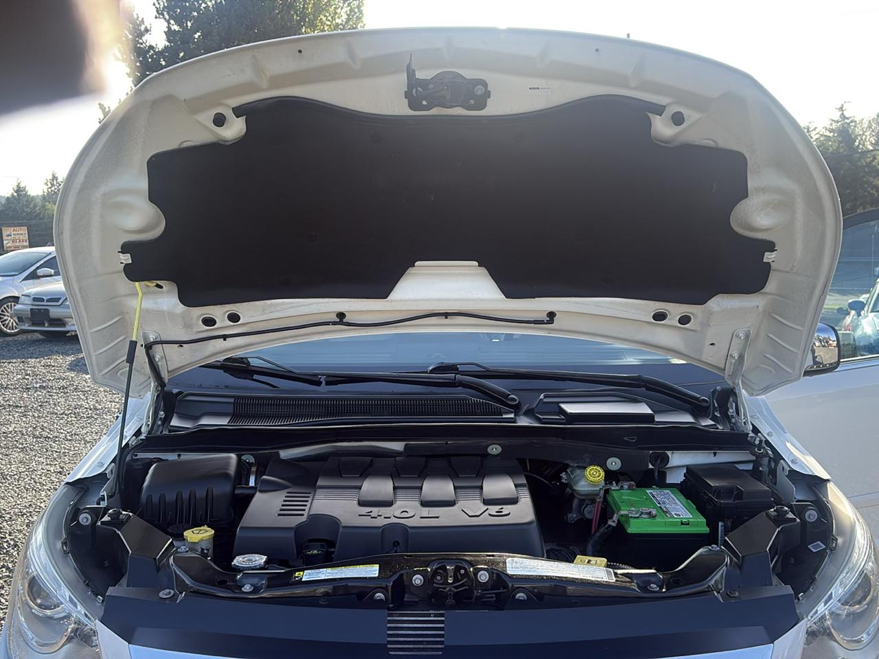 Volkswagen Routan SEL Premium 2009