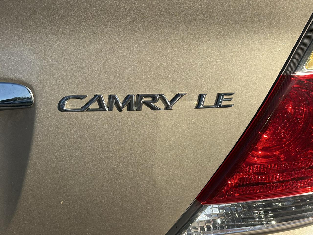 Toyota Camry LE 2005