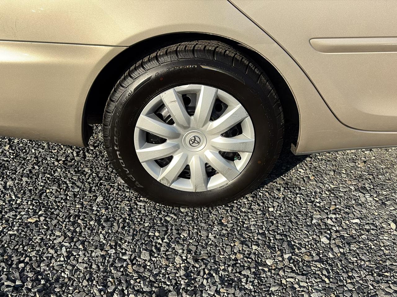 Toyota Camry LE 2005