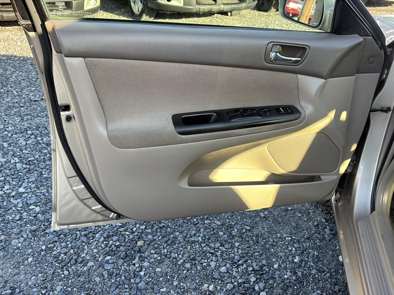 Toyota Camry LE 2005
