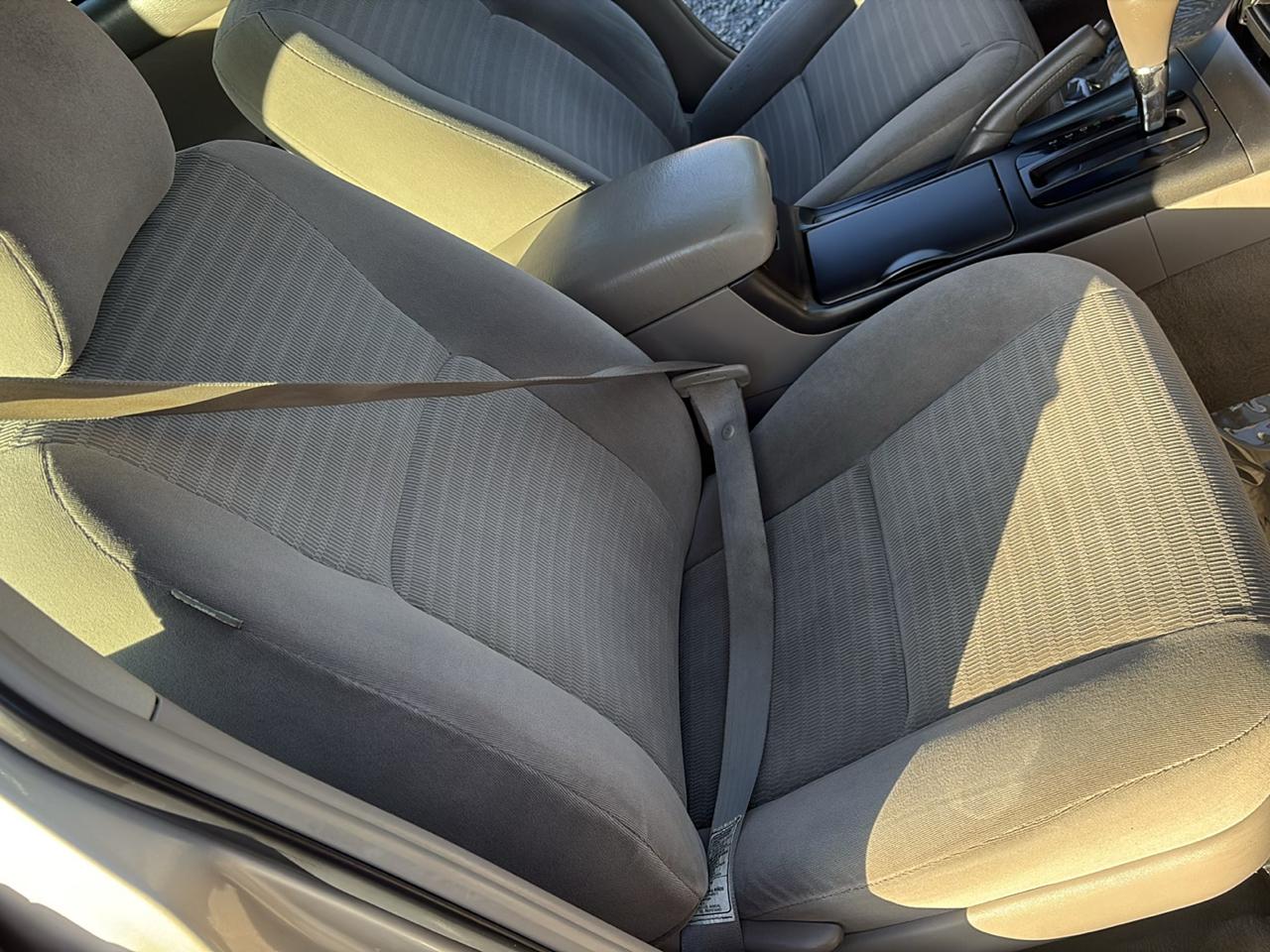 Toyota Camry LE 2005