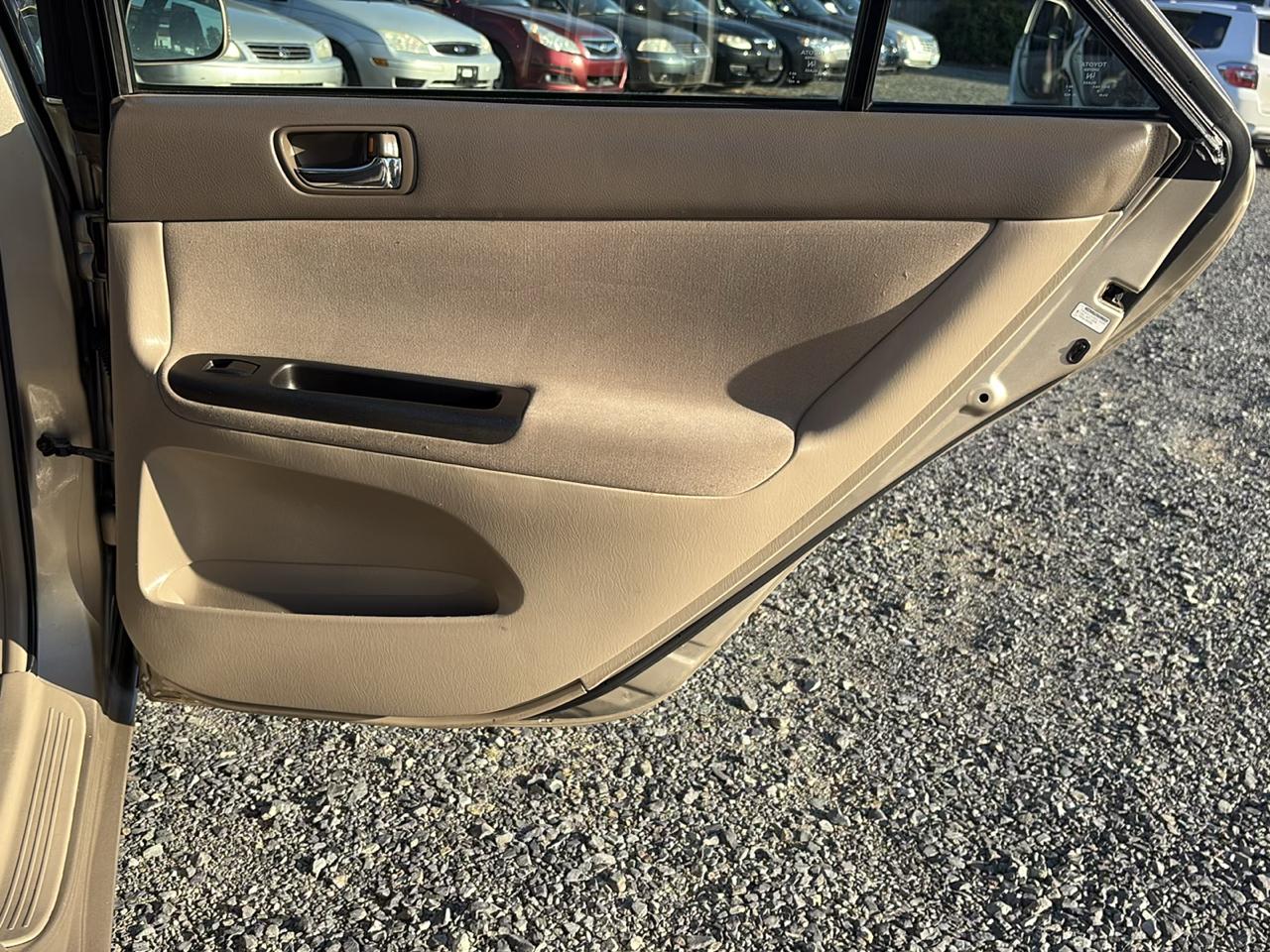 Toyota Camry LE 2005